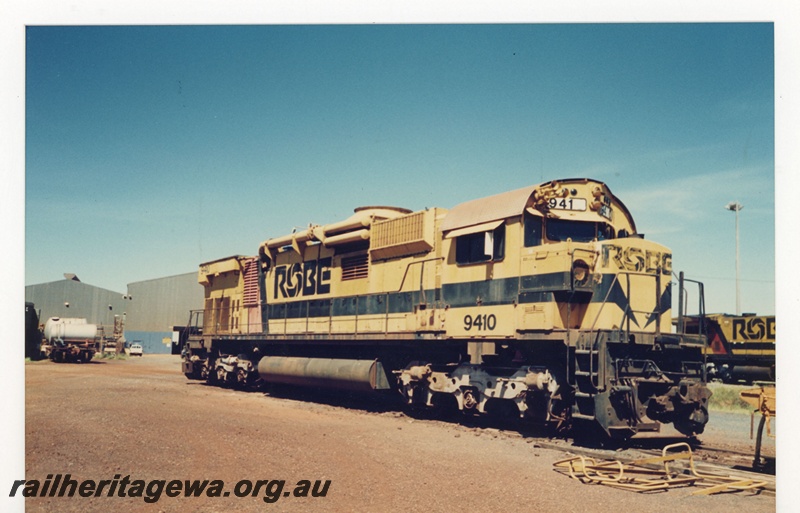 P19058
Robe River Iron Associates (RRIA) M636 class 9410 at Cape Lambert workshops.

