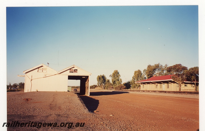 P19074
Mullewa - goods shed and station. NR line
