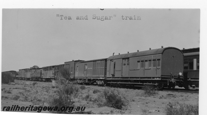 P19155
Commonwealth Railways (CR) train No 6 up mixed 