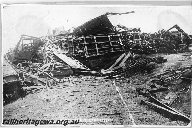 P19639
Millar's locomotive 