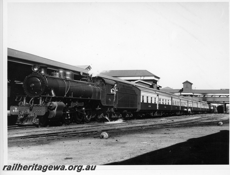 P20067
U class 651, on the 