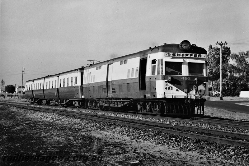 P20347
ADF class 492 power van heading two trailer cars on the 