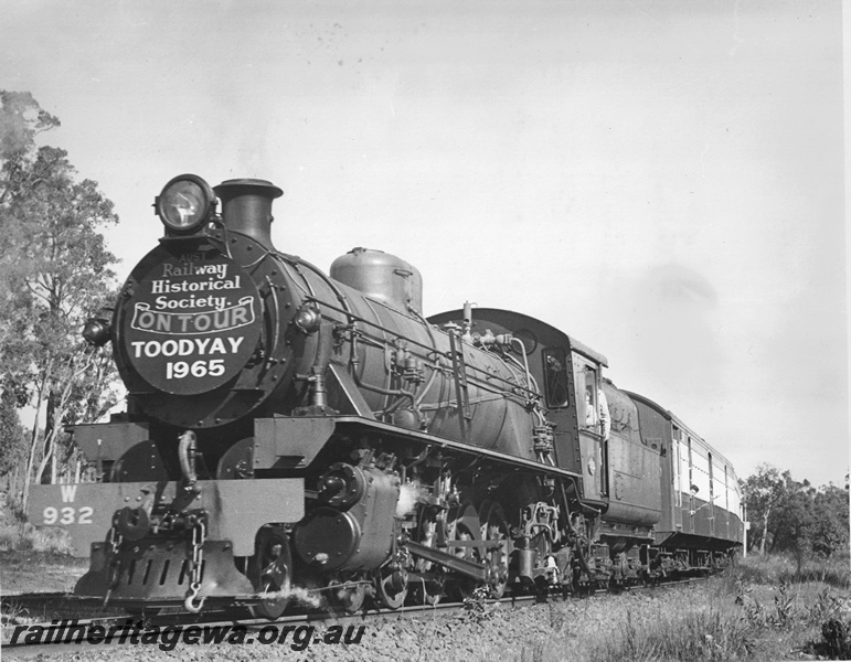 P20671
W Class 932, ARHS tour train to Toodyay, second tour to Toodyay, near Parkerville, ER line
