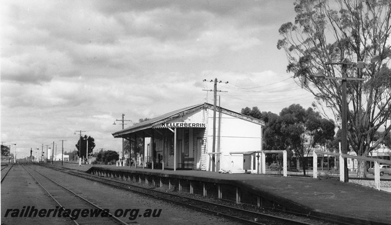 P20737
Kellerberrin Station building looking east.  Signals in background. EGR line.

