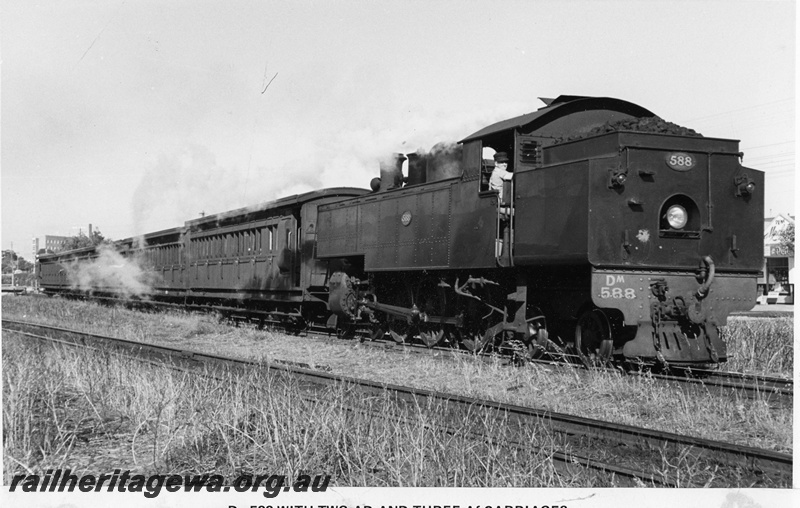 P20807
DM class 588, on passenger train comprising two AD class and three AF class carriages, departing Daglish, ER line, side and front view
