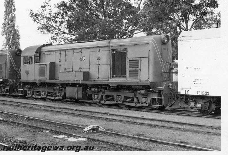P21725
F class 46  rear view of locomotive at Bridgetown. PP line
