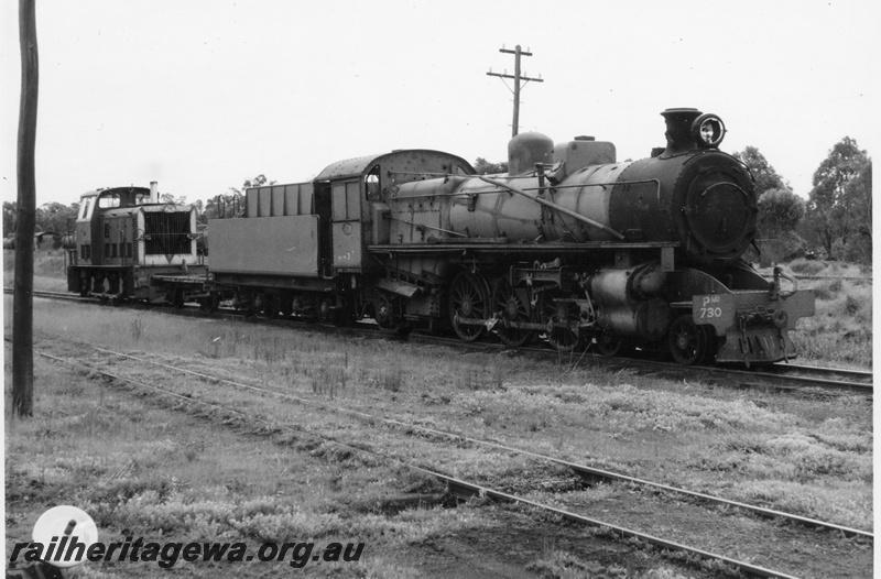 P21885
T class 1801, PMR class 730, at loco depot, Midland, side and front views
