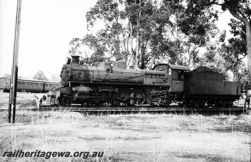 P22100
PMR class 730 on turntable at Chidlow. ER line.
