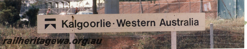 P22392
Station nameboard 
