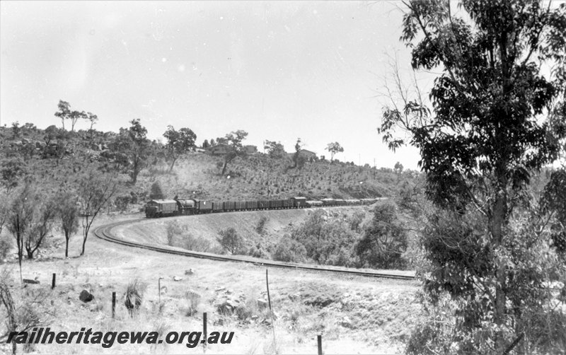 P22831
X class diesel loco, V class steam loco double heading goods train, Swan View, ER line, front and side view

