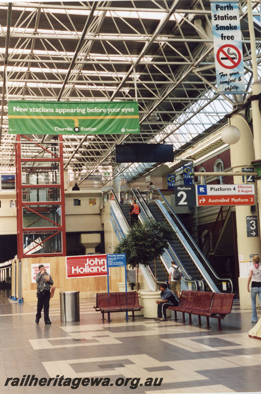 P22893
Perth City Station - advertising for the opening of Thornlie station. ER line.
