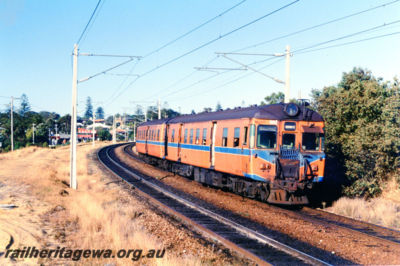 P22899
ADG class 617, ADA class trailer, approaching Grant Street station, ER line, side and front view
