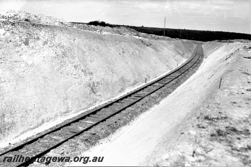 P22992
Eradu bridge Greenough River construction. NR line

