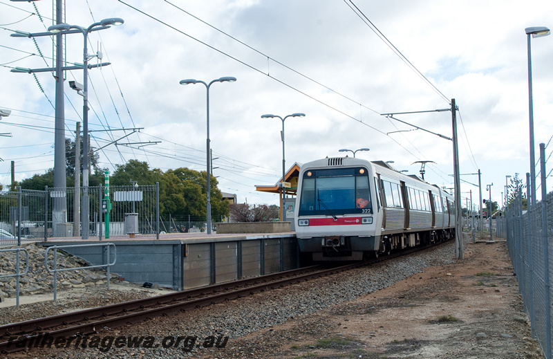 P23185
A series EMU set 22, platform, station building, Welshpool SWR line, front and side view
