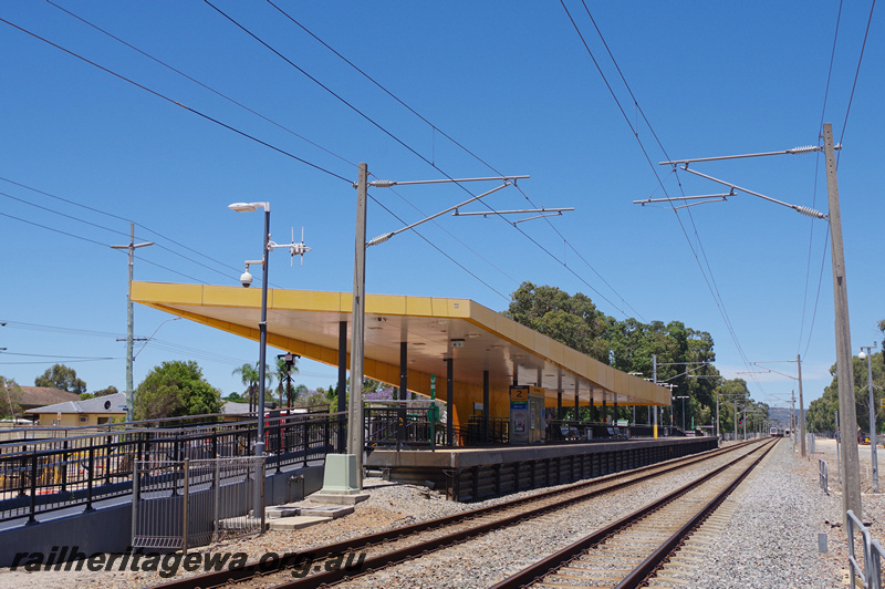 P23200
Station building, platform, Beckenham station, SWR line, view of station from track level
