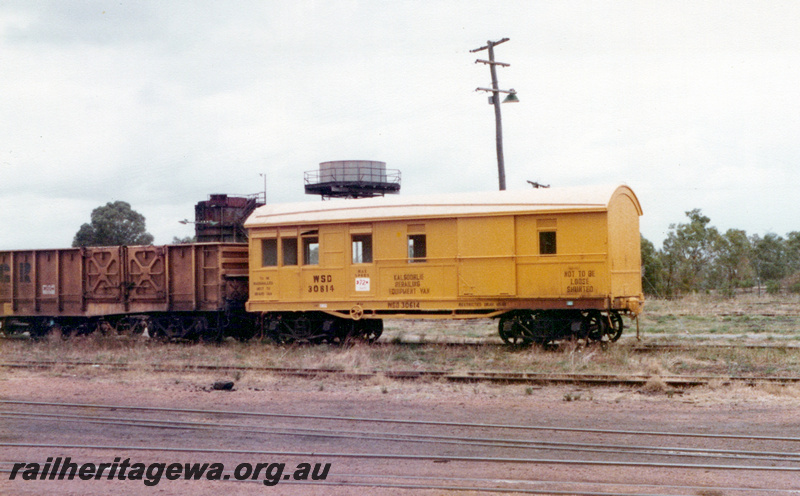 P23645
WSD class 30614. standard gauge rerailing equipment van, formerly ZA class 199 body, water tank, Midland, ER line, side and end view
