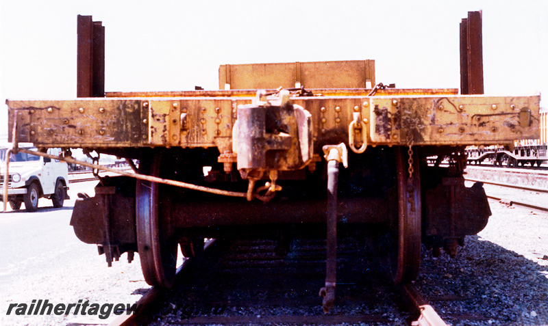 P23729
WSQ class 30152  standard gauge rail recovery  wagon - end view  
