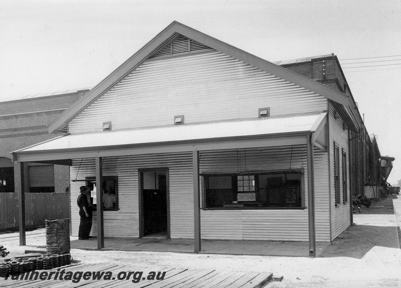 P23828
Canteen, workers, Midland Workshops, Midland, ER line, ground level view 
