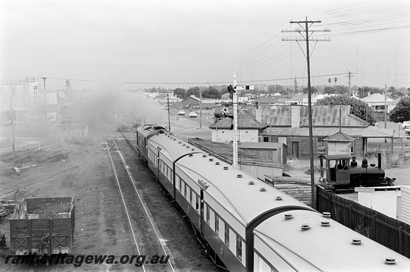 P23884
X class 1012, on the 