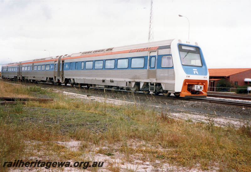 P23928
Three car Australind railcar set, on trials at Picton, SWR line, side and front view
