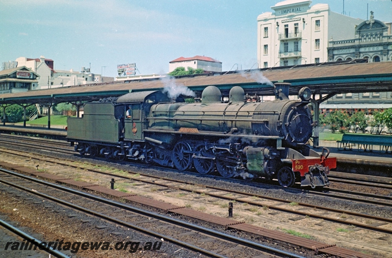 P24153
PR class 530, platform, canopy, city buildings, Perth station, ER line, side and front view
