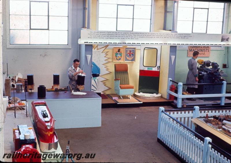 T00069
WAGR Royal Show display
