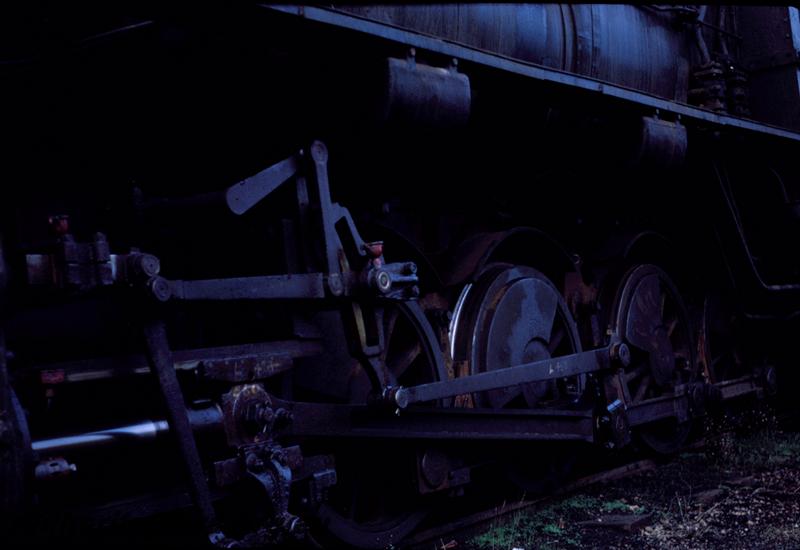 T00402
FS class, Collie loco depot. showing motion
