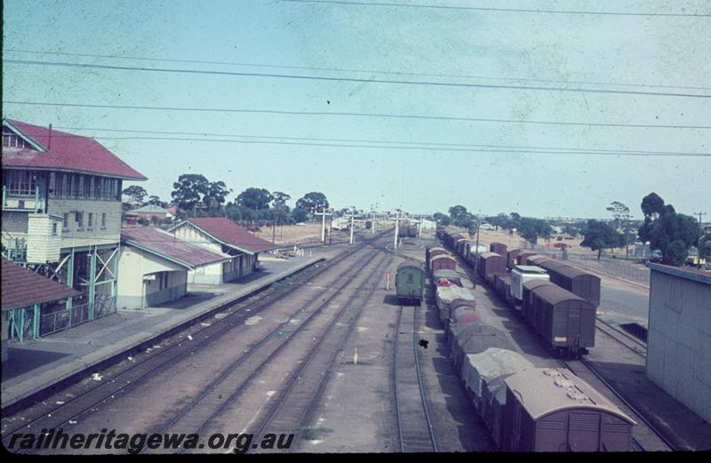 T00793
Signal box, goods yard, Merredin station, EGR line
