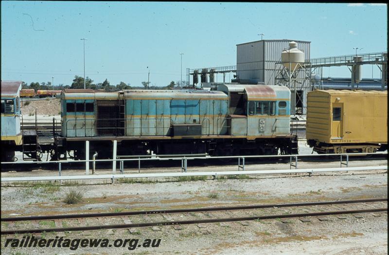 T01040
H class 4, original livery, side view 
