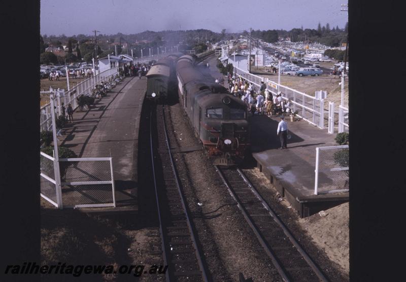 T01989
XA class 1402 