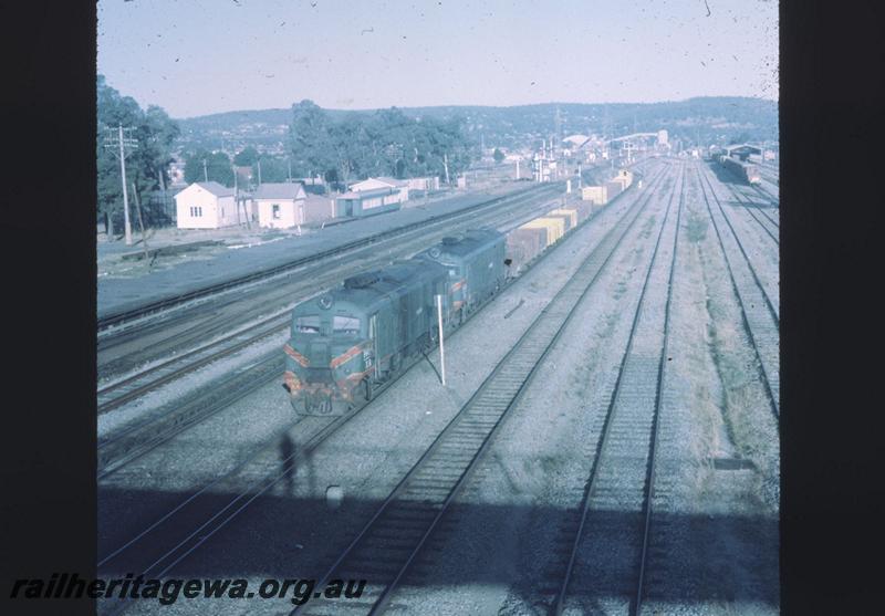 T02200
XA class double heading with a XB class, Midland Yard, goods train, looking east
