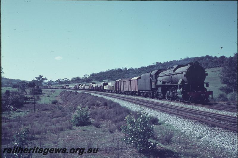 T02365
V class 1203, Avon Valley line, goods train
