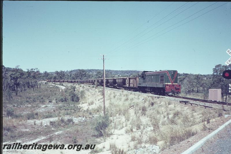 T02391
A class 1506, Kwinana to Jarrahdale line, bauxite train
