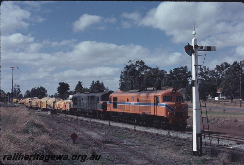 T02772
XA class 1402 