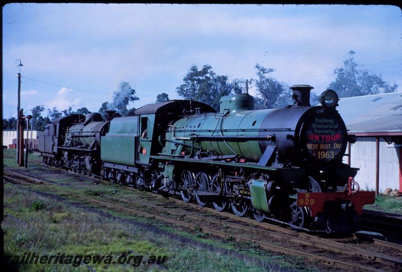 T03616
W class 929 coupled to W class 947, Manjimup. PP line, side and front view, for ARHS tour
