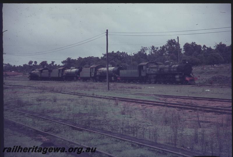 T04151
PM class and three W classes, Collie, stowed
