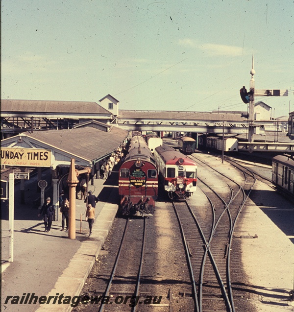 T04584
F class 41 diesel locomotive, in Midland Railway livery, pictured prior to departure from Perth Station with a ARHS Tour Train for Bolgart.
