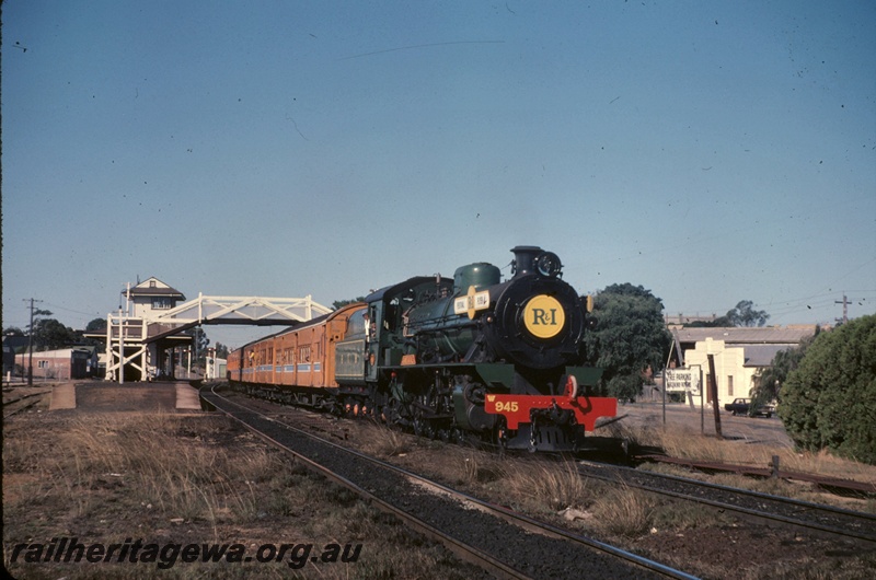 T05109
HVR W class 945, with 