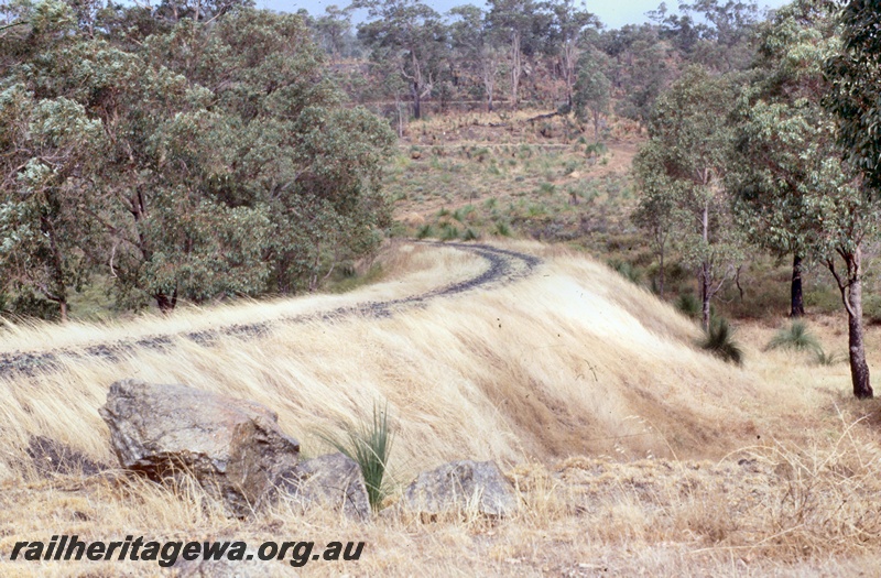 T05346
Lower section of Kalamunda zigzag, bush setting, UDRR
