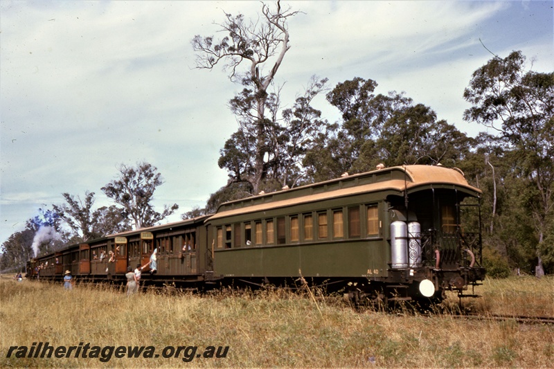 T05450
G class locomotive, on Australian Railway Historical Society special, passengers, about to leave Wonnerup for Bunbury, BB line, side and rear view from track level
