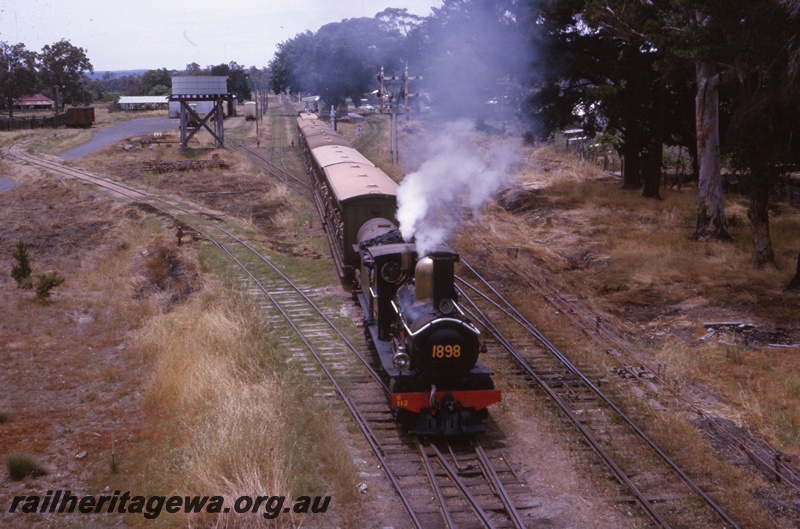 T05457
G class 112 with 