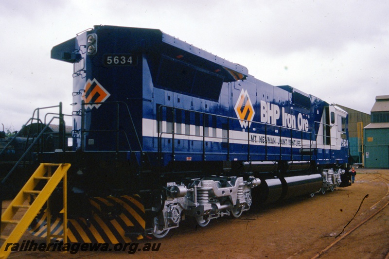 T05536
BHP Iron Ore (BHPIO) loco GE CM40-8M model 5634 