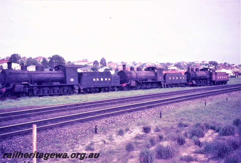 T05573
MRWA D and C  class locomotives awaiting cutting up, stored  on former Belmont Branch near Bayswater. ER line
