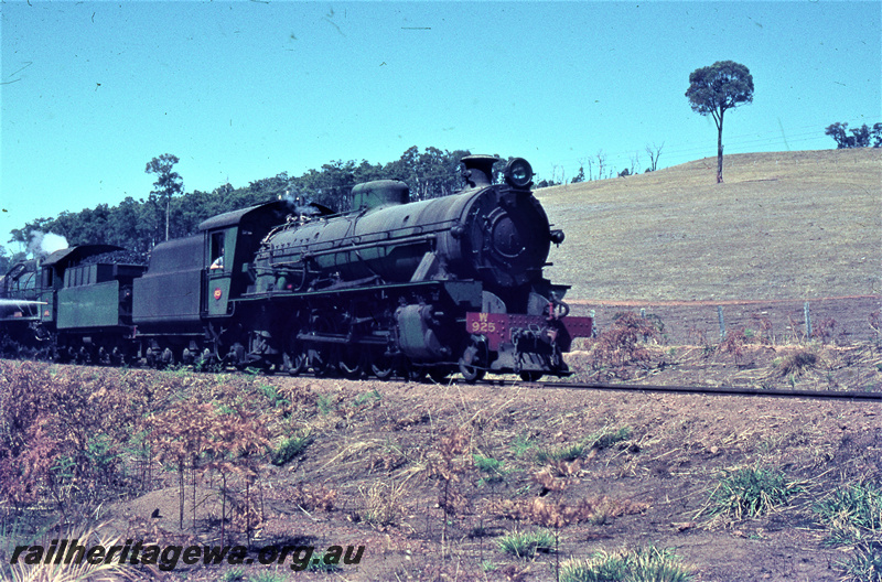 T05635
W class 925 and S class 549 