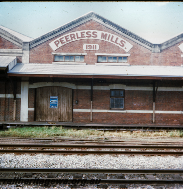 T05695
Peerless Flour Mill, East Guildford -trackside  building facade. ER Line
