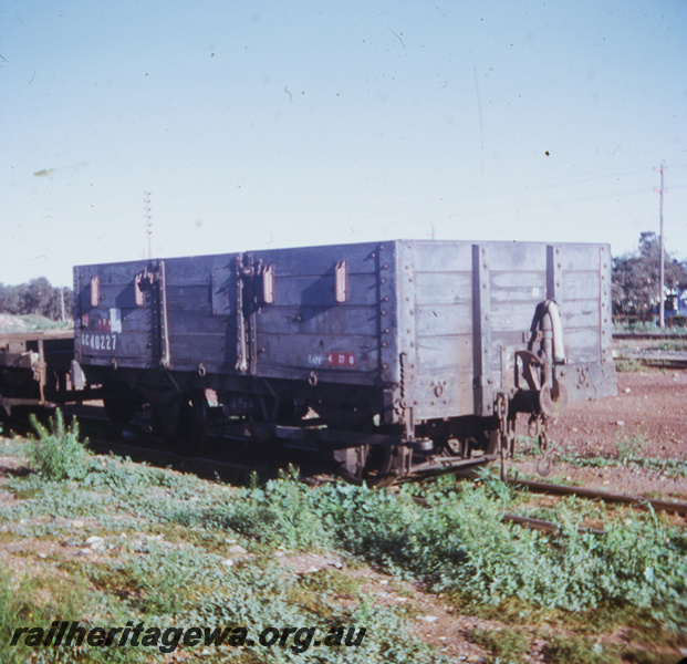 T05699
GC 40227 wagon formally MRWA wagon AC class 227 in the MRWA blue/grey livery, side and end view
