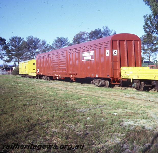 T05732
Commonwealth Railways (CR) VFX Class wagon built new by Comeng WA at Bassendean works on narrow gauge transfer bogies, ER line. 
