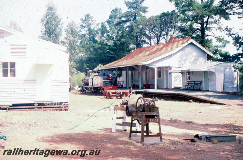 T05770
1925 Small Standard Station building, out of use, tracks lifted, Kalamunda, UDRR line, trackside and end view, site being set up to be a museum
