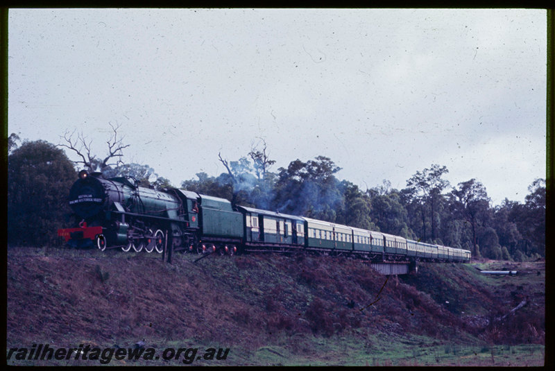 T06722
V Class 1220, ARHS 