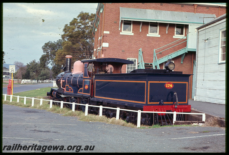 T06743
R Class 174, plinthed, Midland Railway Institute, 1 of 4
